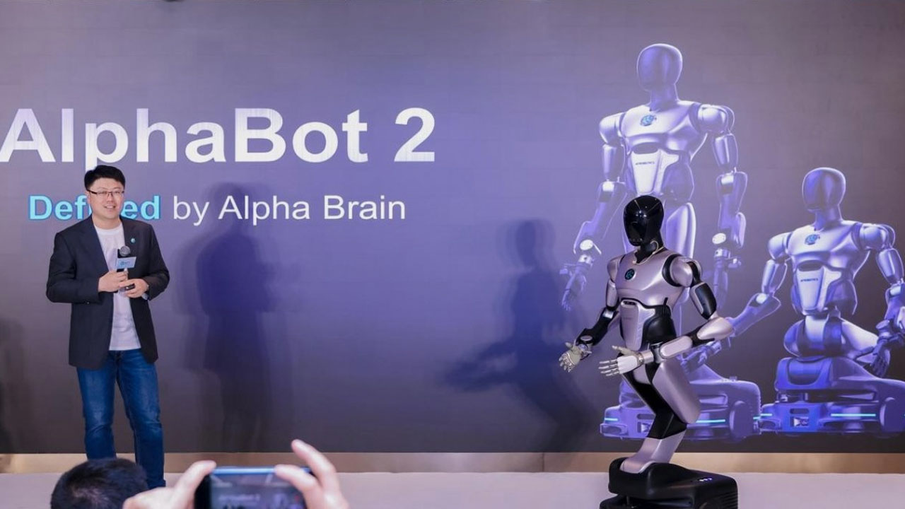 AlphaBot 2 и Го Яньдун